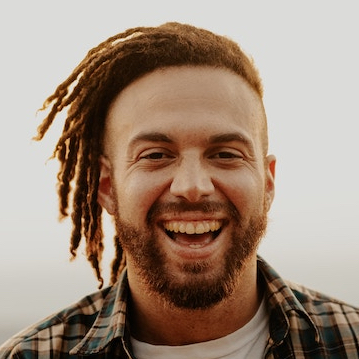 man-profile-brooke-cagle-xpJqm-Om3vY-unsplash